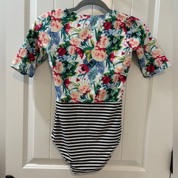 One Piece - Bathing Suit - Picture 5 of 6